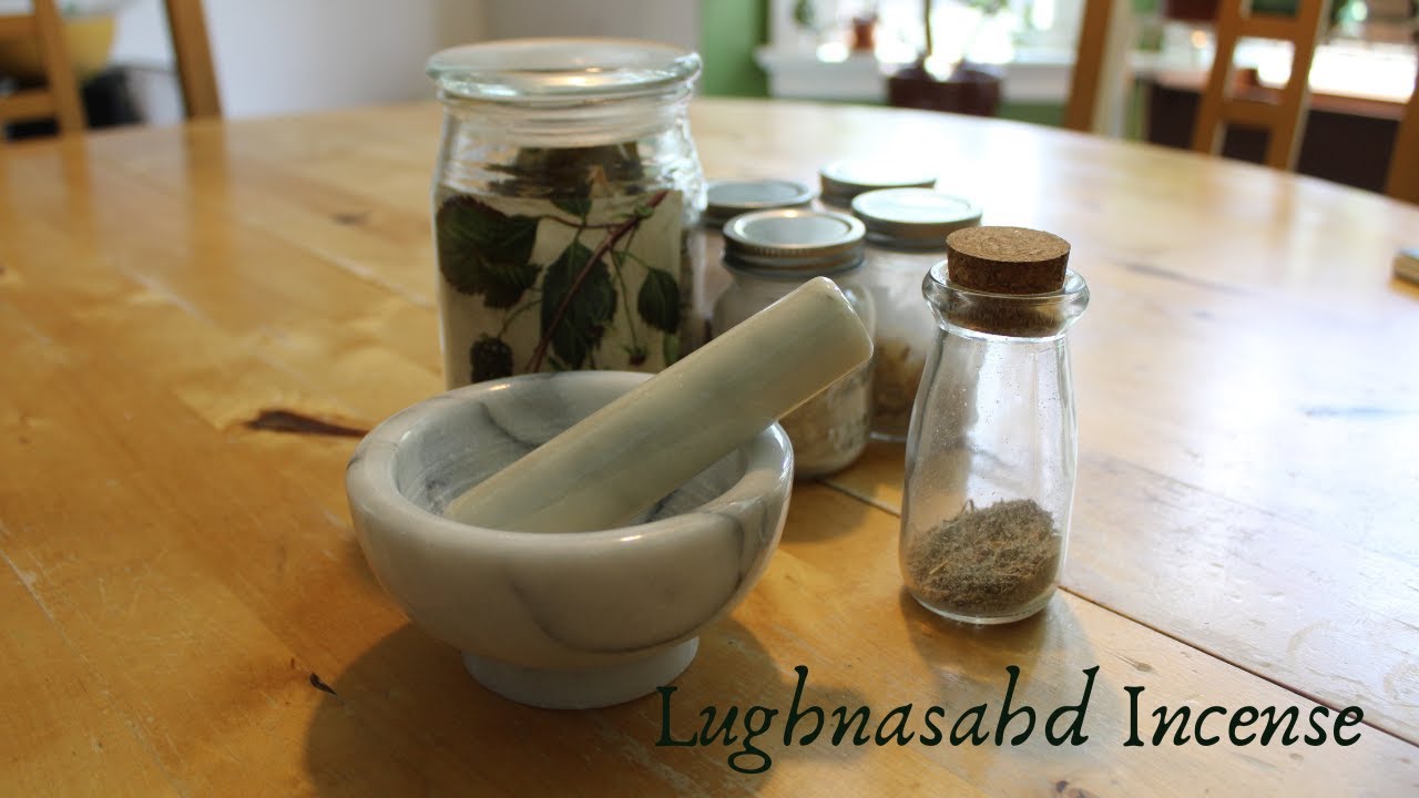 Witch Crafting- Make a Lughnasahd Incense blend