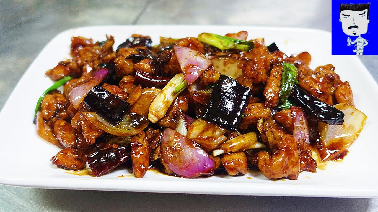 宫保鸡丁,馬來西亞大排檔,海鮮樓的宮保鸡丁.chicken cube with dry chilli in Malaysia hawker stall.indian friends favourite