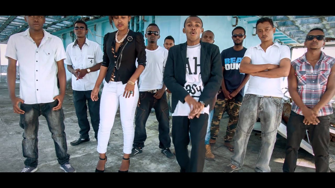 Elly Derosse -Hanambady Vazaha?? Official video 2015