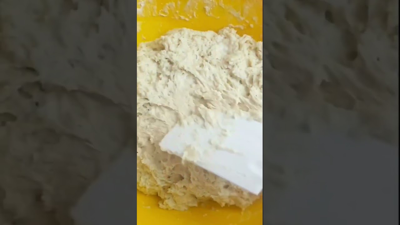 2-ingredient bread using self-raising flour and yoghurt