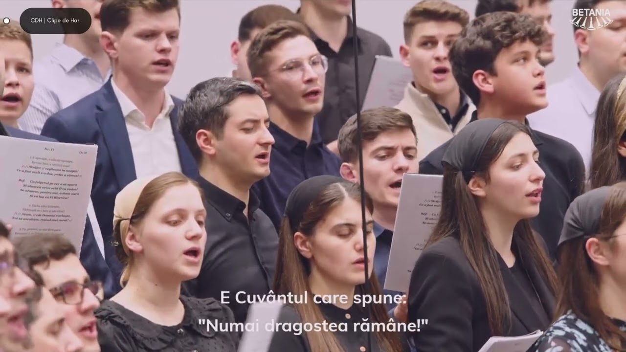 Stau și mă întreb dacă eu sunt lumină | Grup Coral Reunit 