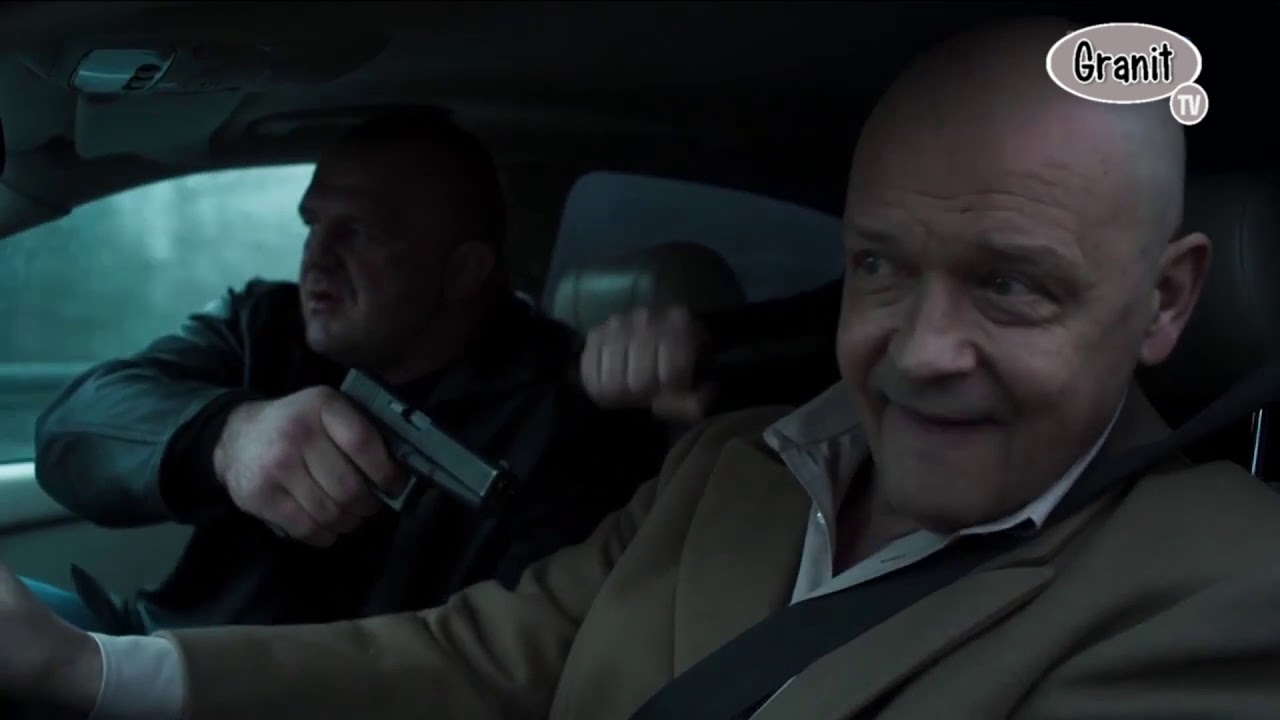 Dario rozwala samoch&oacute;d - Ślepnąc od świateł