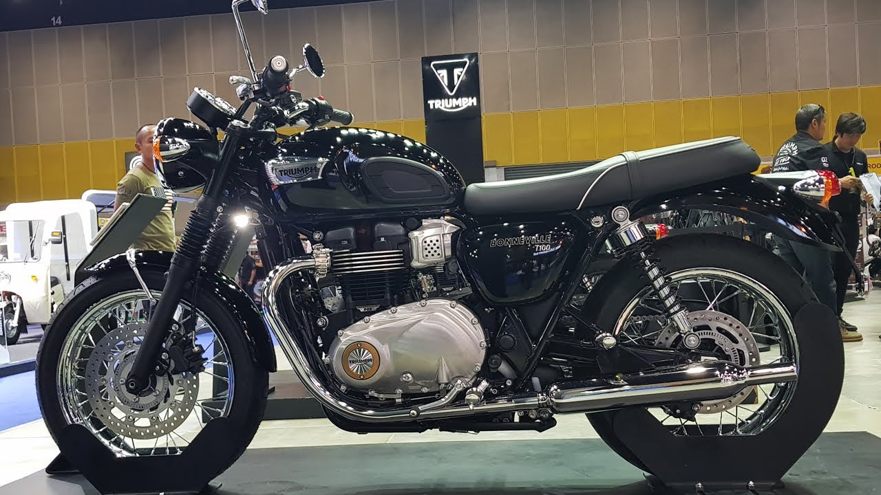 Triumph Bonneville T100 Jet Black