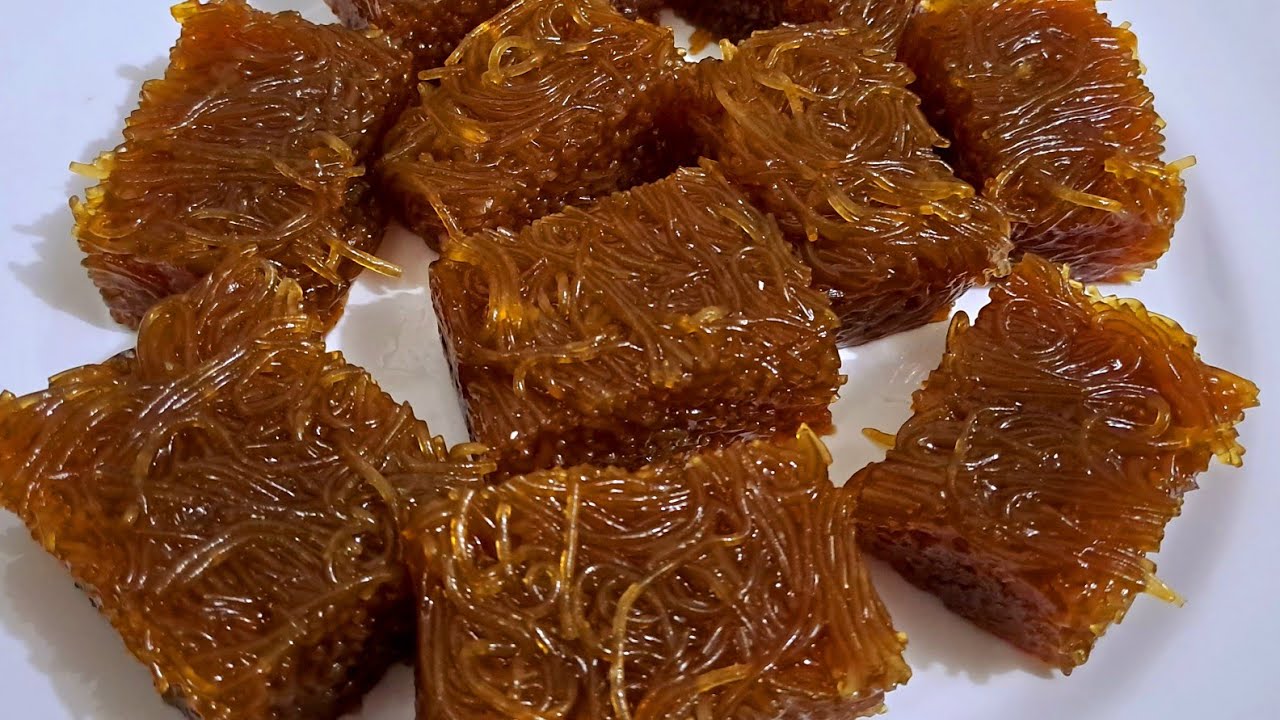 Tinggal contek resep ini kue kukus dari bihun cuma dikukus sederhana saja tapi bisa enak.