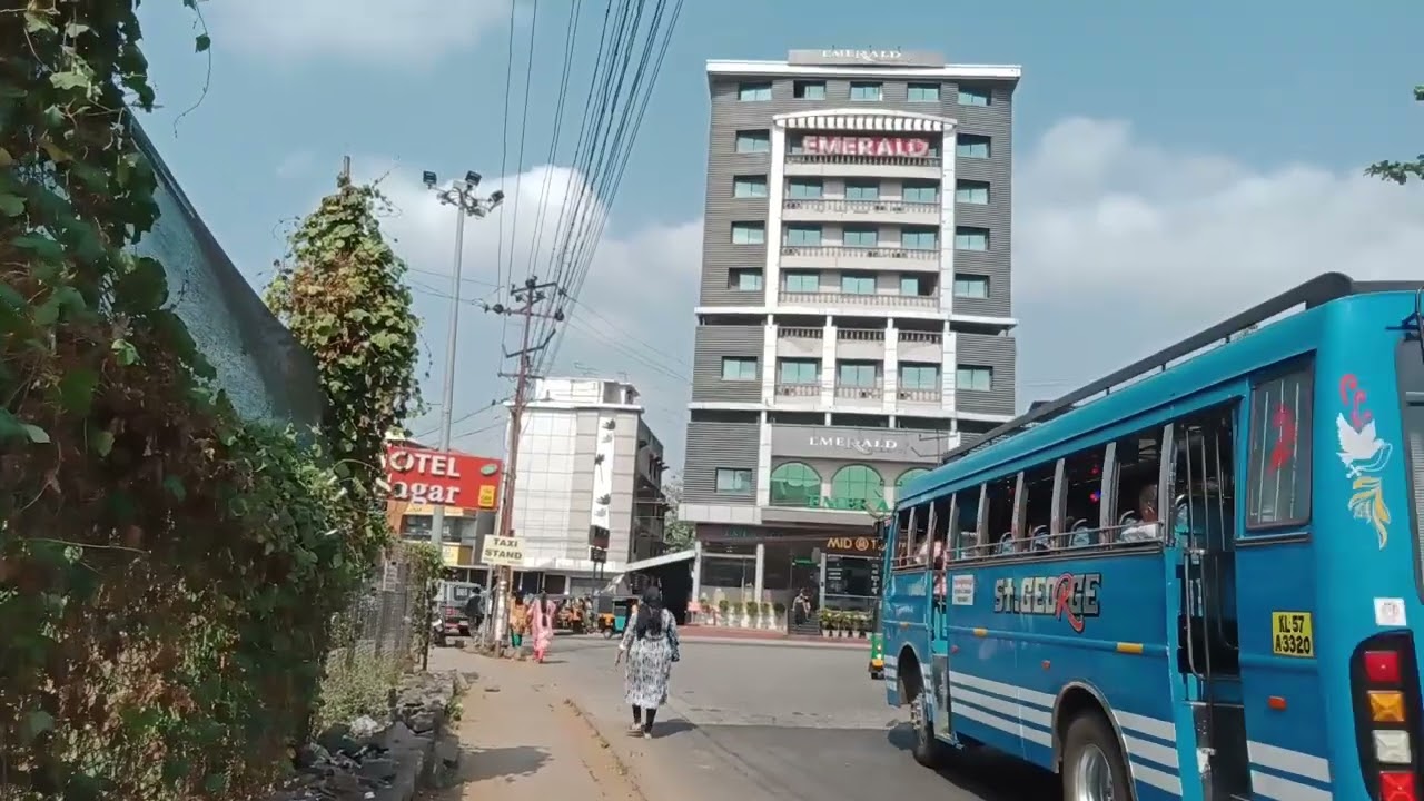 Near  by  hotels  of  KSRTC bus  Stand  Thrissur