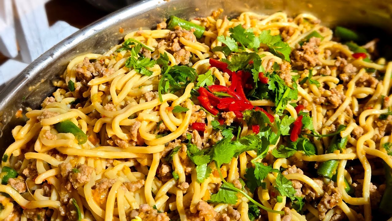 Thermomix TM7 Quick & Easy Pork Noodles