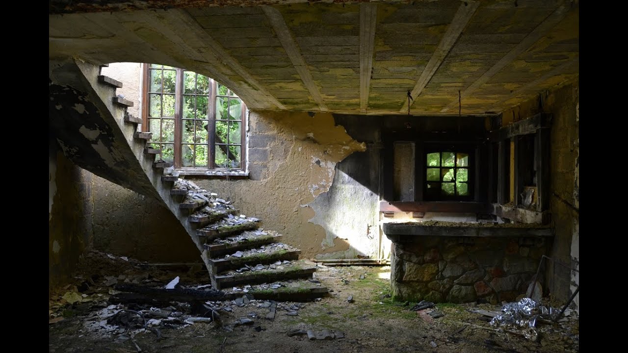 LOST PLACES BELGIEN | VLOG | VERLASSENES HOTEL (HOSTEL) IM WALD | BUNKER IM FELD | NATUR | URBEX 😁