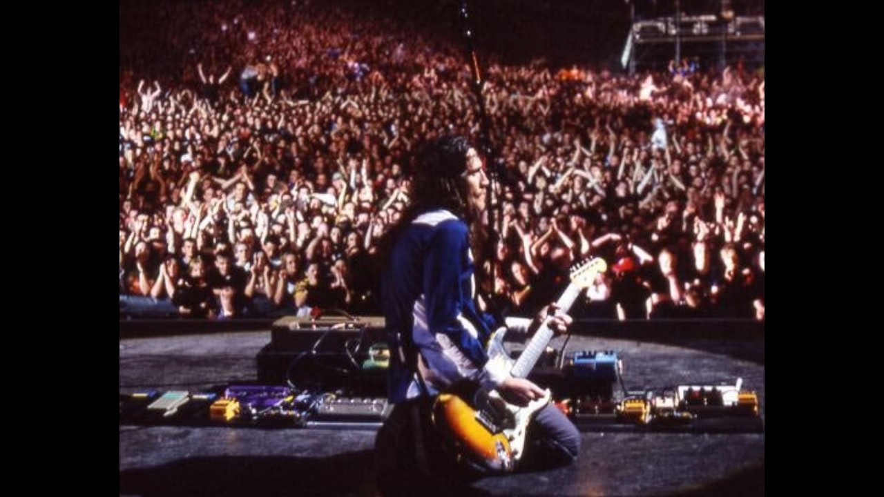Happy Birthday John Frusciante - Don't forget me