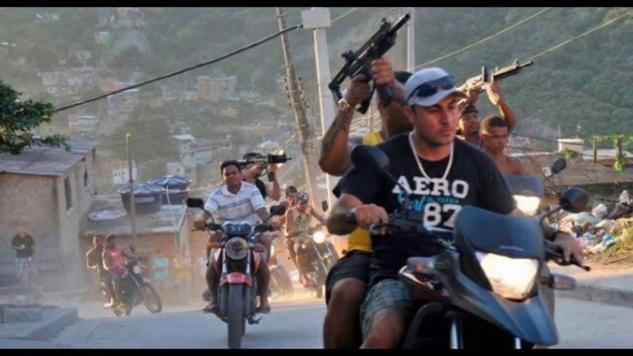 Mc juninho da 10 e Mc foca