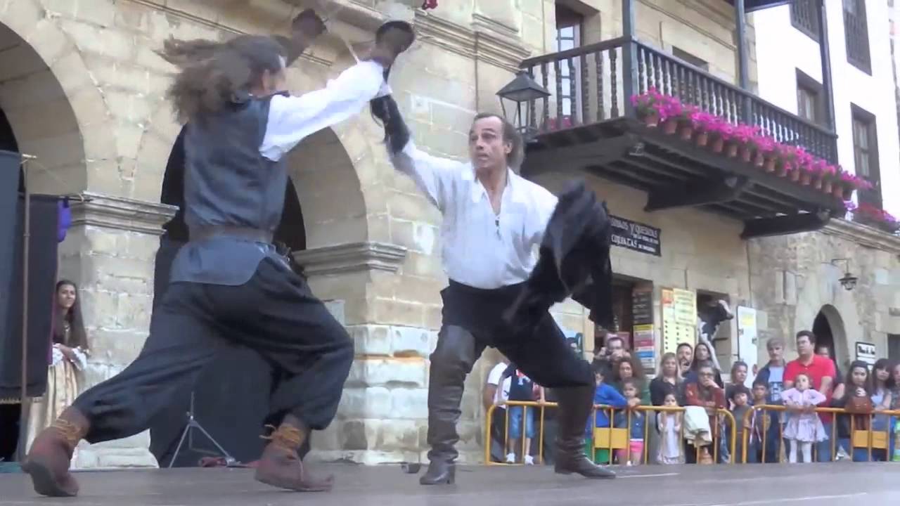 Duelo de Jes&uacute;s Esperanza y Kike Inchauspi, Santillana del Mar -Santander /  Cantabria