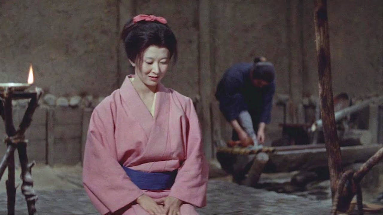 小伙娶了一个肤白貌美的女孩，十年后才发现她不是人，而是雪女