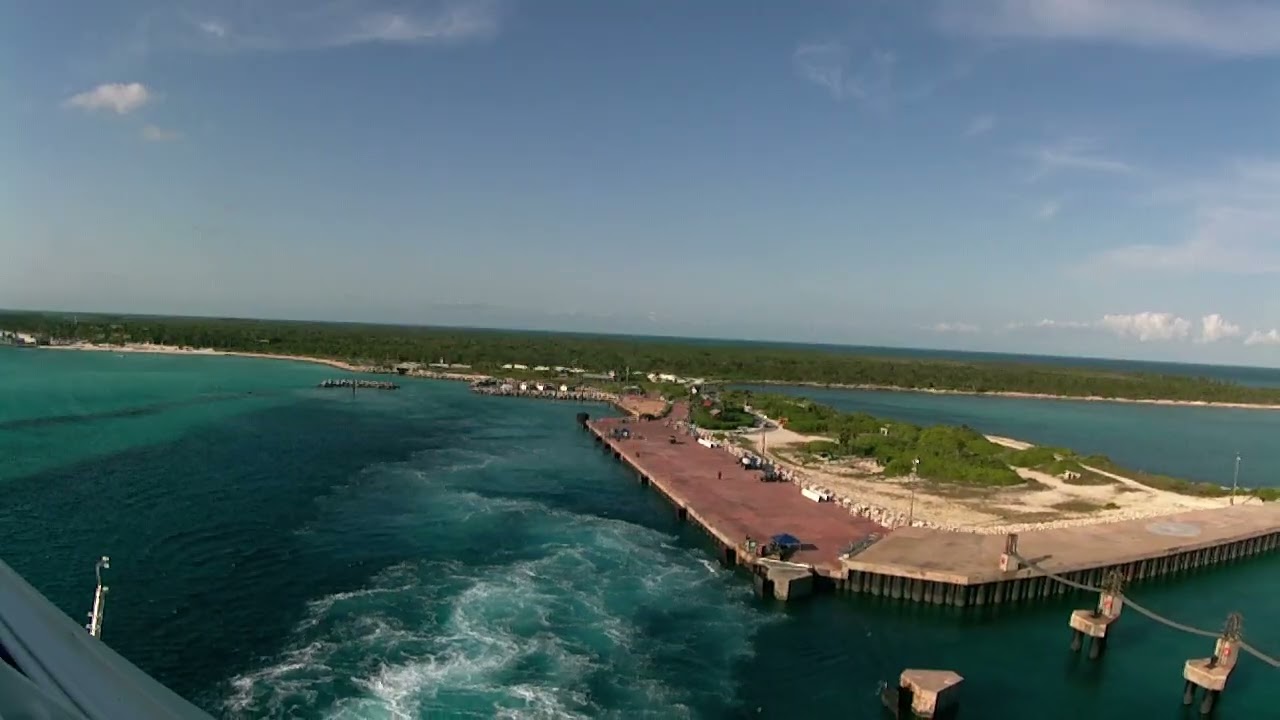Disney Fantasy leaving Castaway Cay on May 5, 2023