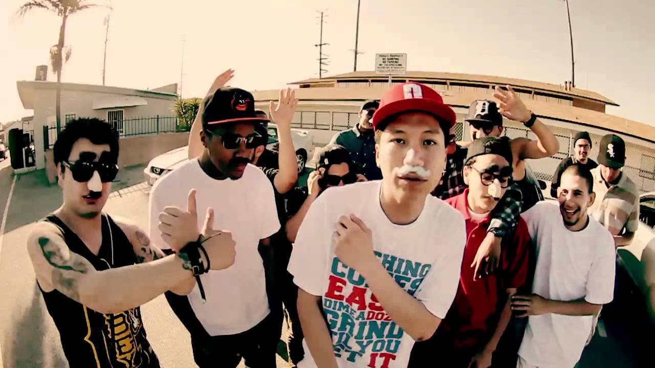 Kixxie Siete - Enter the Swaggin' #1: Snake Style