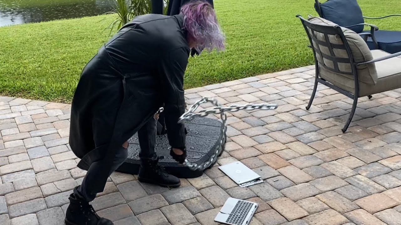 Straight Edge Kid destroys Computer