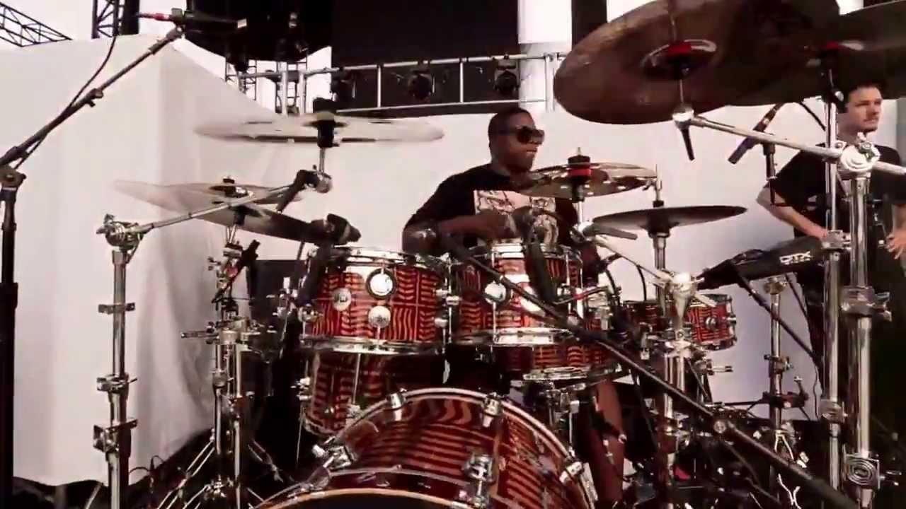 Aaron Spears - Soundcheckin in Atl with Usher...The song is called Twisted and it's so fun to play!!