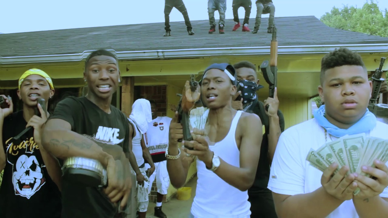 PLUG STATUS JIZZLE-PLUG TALK(SHOT BY TBO)