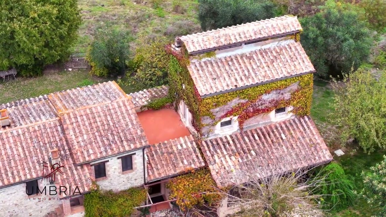 Casale sul lago
