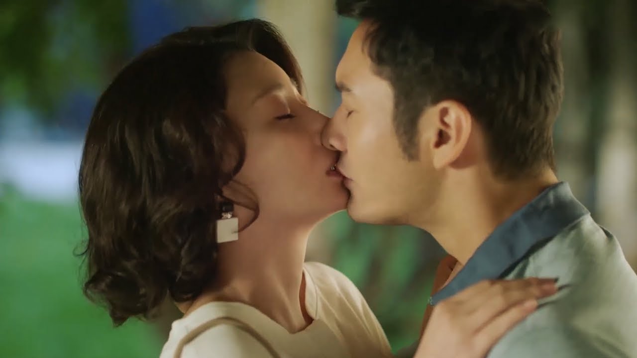女医生和猛男深夜约会，激情热吻！❤️ #甜宠 #cdrama #霸道总裁 #灰姑娘 #爱情 #OverbearingCEO