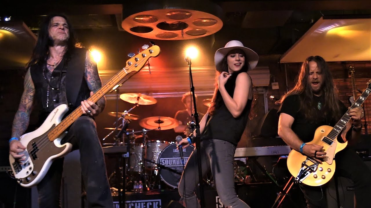 GLEN SOBEL/NITA STRAUSS/JASON HOOK set with Beasto Blanco/Alice Cooper band members