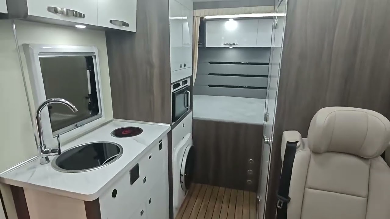 &zwnj;Experience China RV Factory Direct: Quality at Your Fingertips!