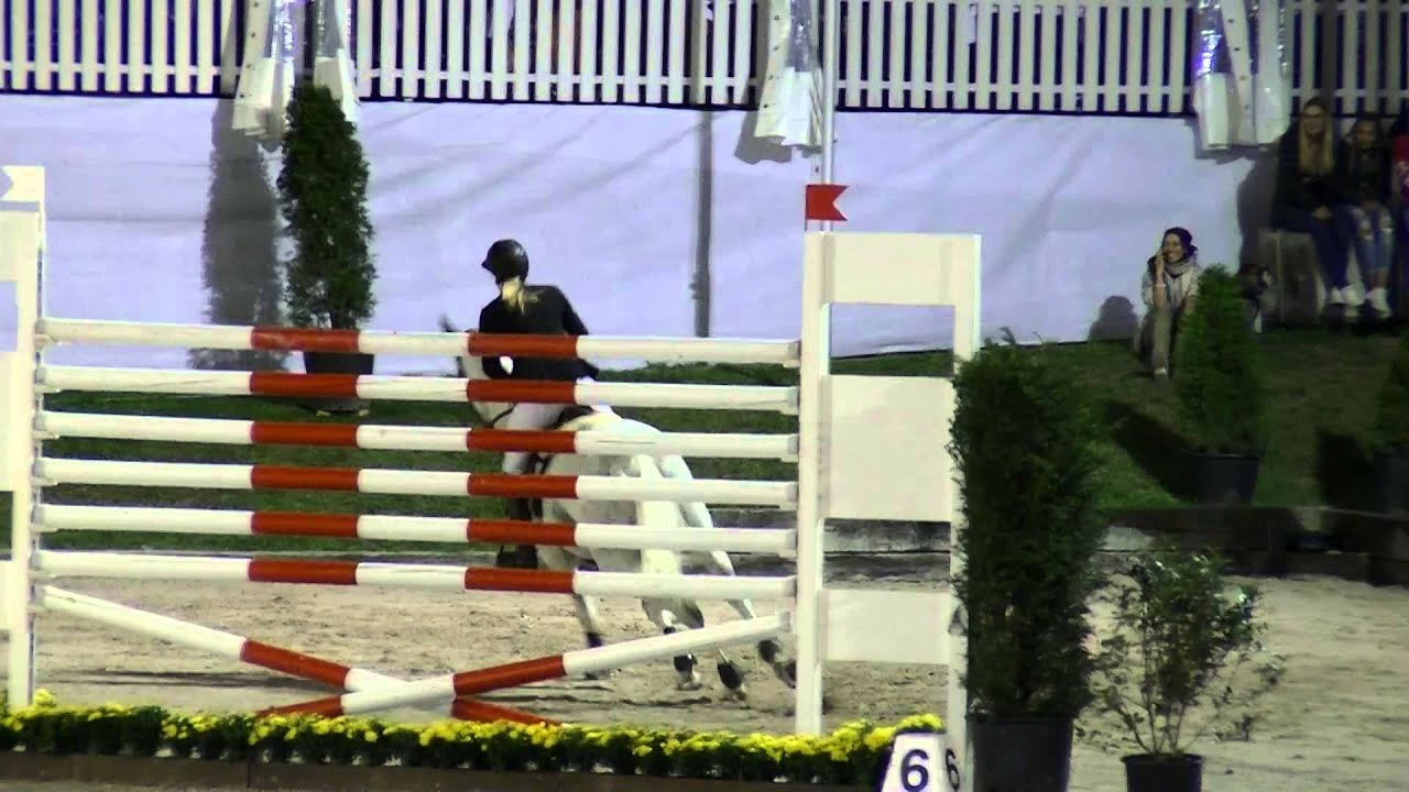 Coromena jumping 2 meters