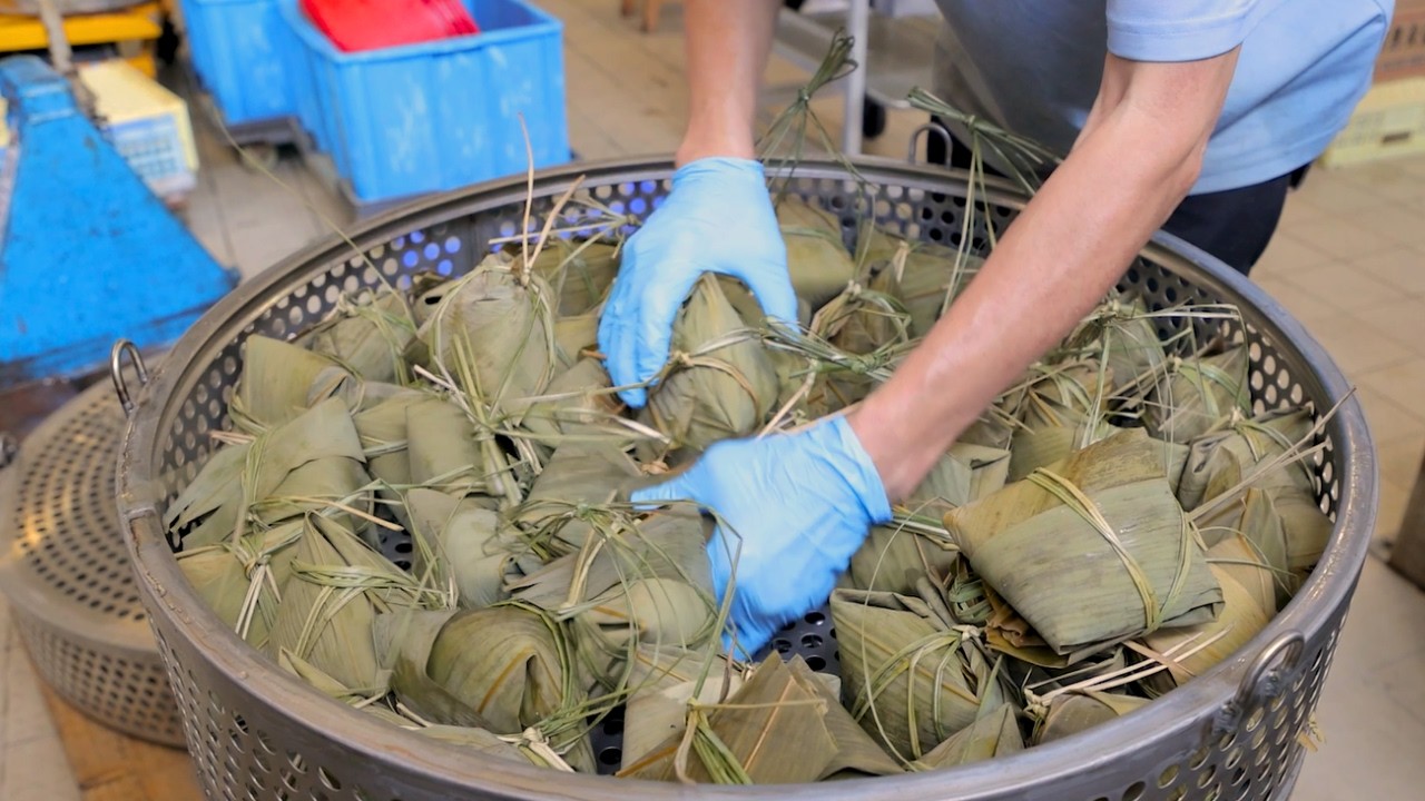 如何製作傳統手工端午糭 - 八珍醬園 How to make Traditional Dragon Boat Festival Rice Dumplings - Pat Chun #localfood