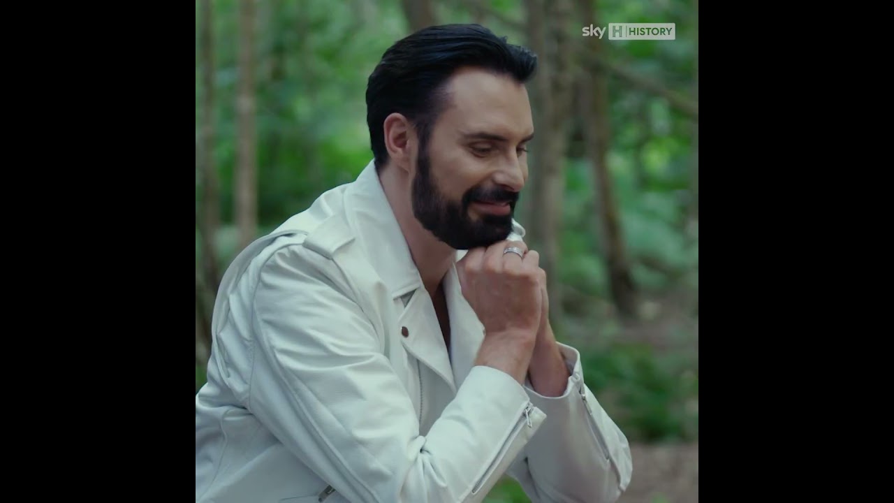 Rylan Meets Psychic Gail Hart | Witches of Essex &ndash; Part 1