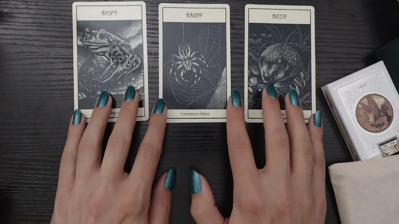 How/Why Use Multiple Decks for a Reading