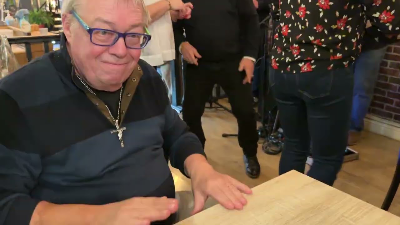 O Divin Bar à vin vous propose Music Factory   vidéo 39