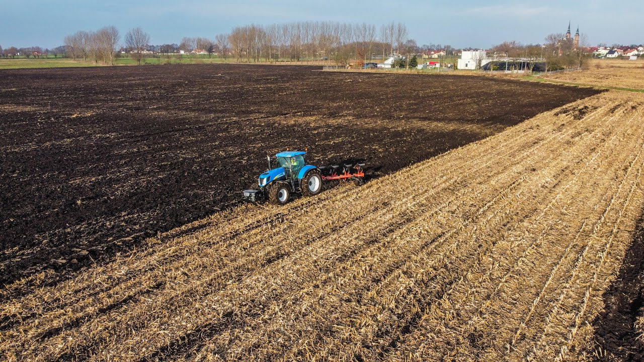 🇵🇱 Ciężka orka po kukurydzy 2020! || New Holland T7030 & Kuhn Vari-Master 123