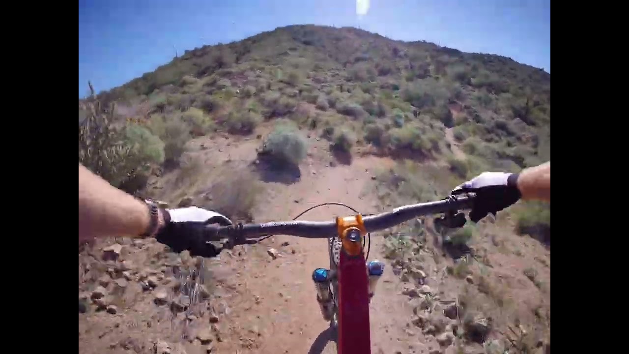 Riding trails blind at Hawes, getting a cactus spike jammed up into my knuckle. 🤘🏻