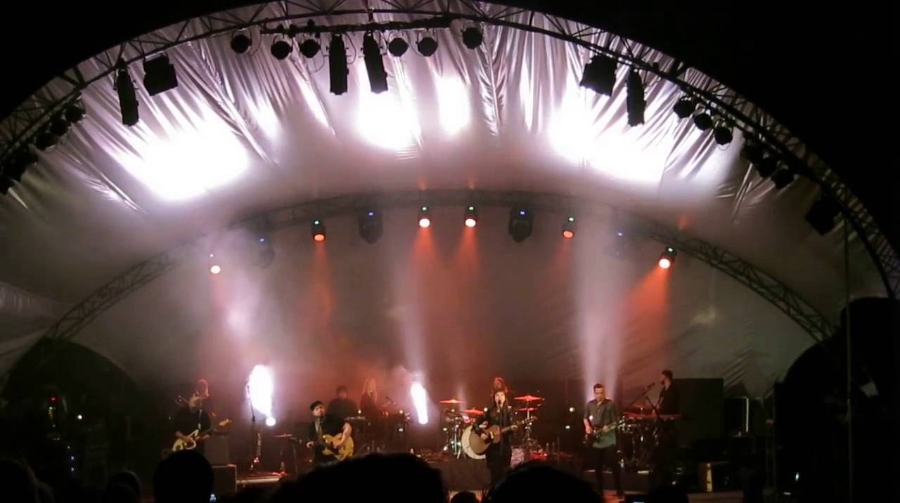 Of Monsters And Men - Dirty Paws (Live Kirstenbosch 2016-03-30)