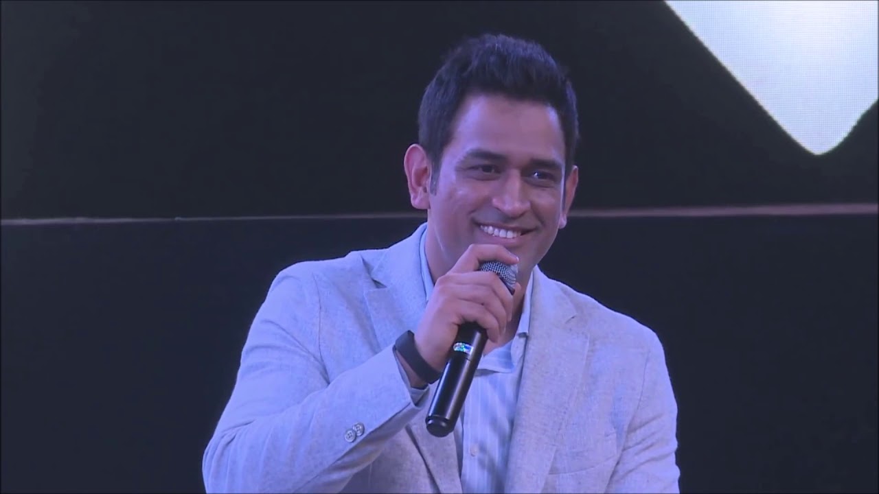 AnchorJay in conversation with MSDhoni before his cricket retirement#msdhoniretires #ThankyouMSDHONI