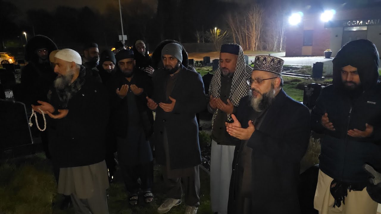 15th Shaban (Shab-E-Barat Night) Bolton Community Graveyard Visit