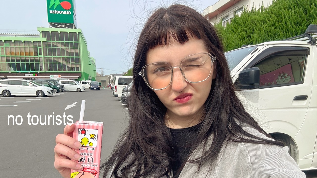 tokyo suburbs are the real deal | grocery shopping & walking around