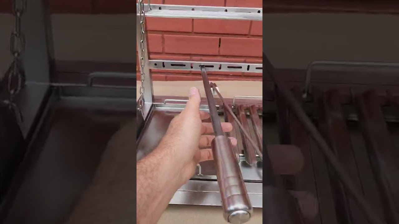 Churrasqueira com grelha elevatória toda em inox 304 #Churrasqueira #churrasco #grelha