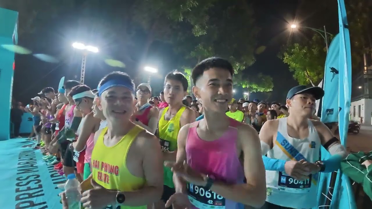 VnExpress Marathon Hanoi Midnight - 30/11/2025 - Đặng Ngọc Khánh - 4K