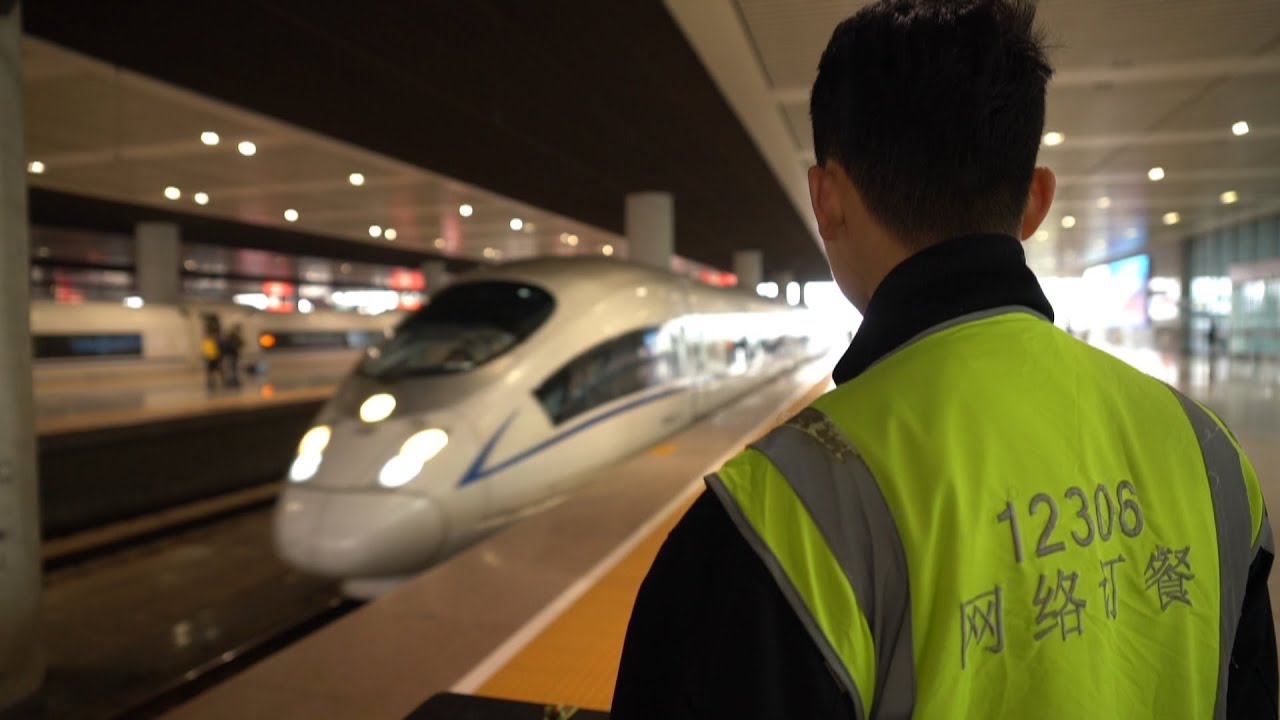 You can get food delivered on China's bullet trains