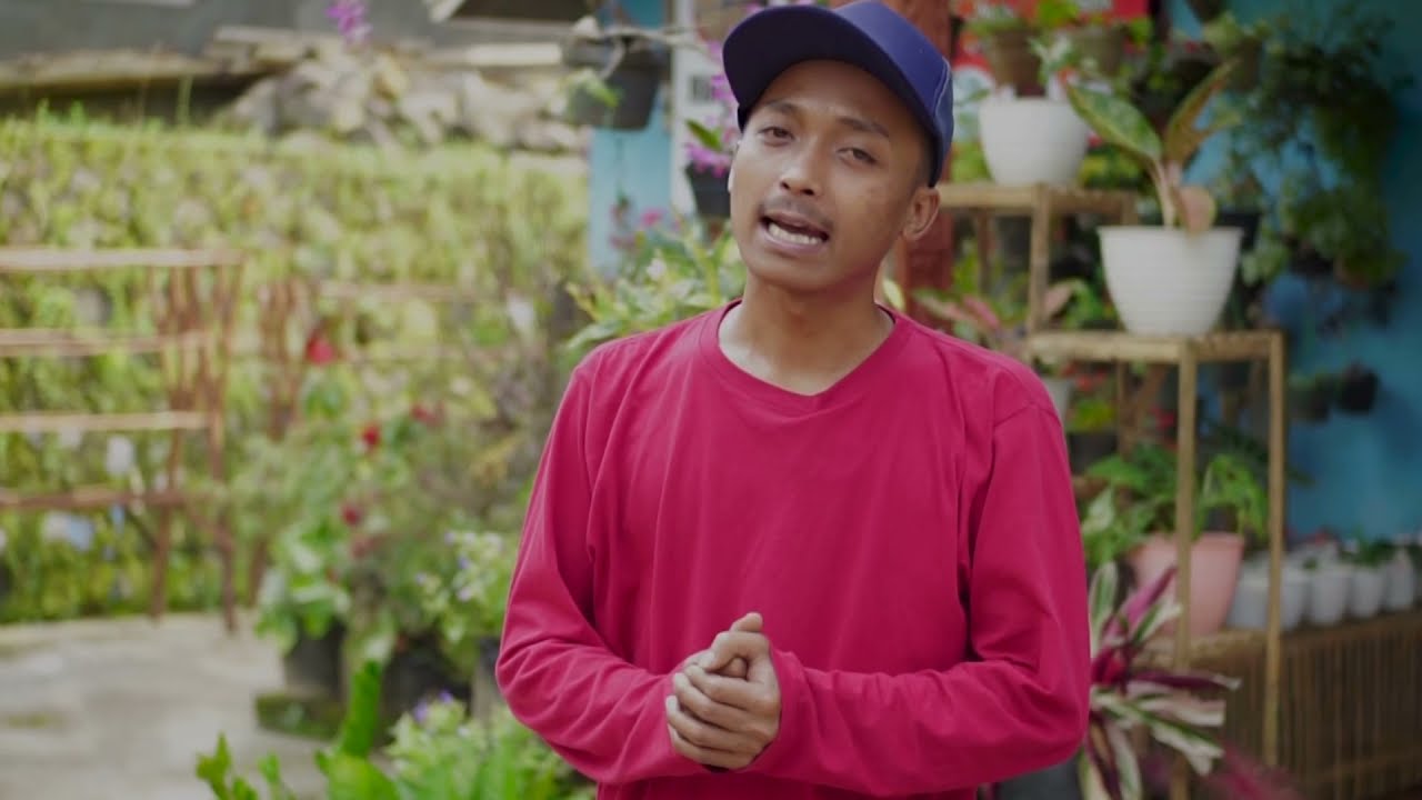 REVIEW BUNGA EKOR TUPAI
