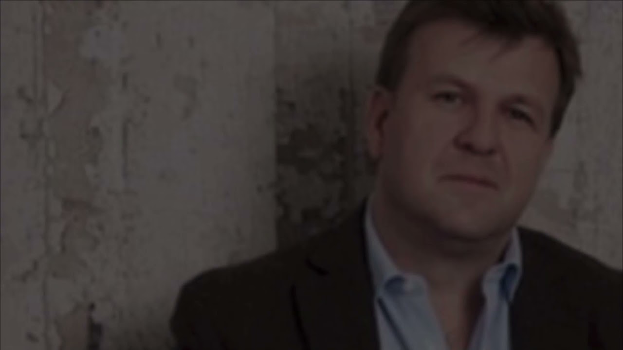 Matthew Strachan- Messy Love