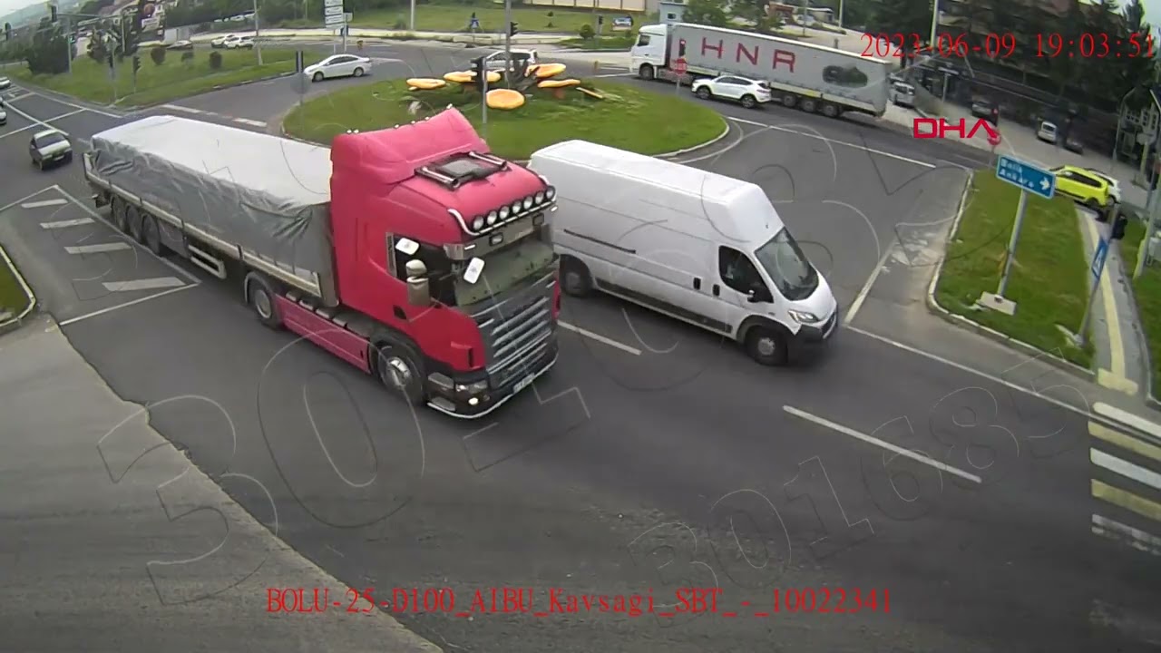 Bolu’da trafik kazaları KGYS kameralarında