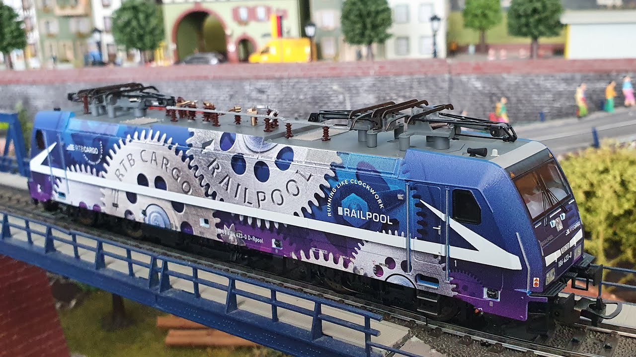 # 81 Piko BR 186 423-0 clockwork   # 71189  Sonderserie
