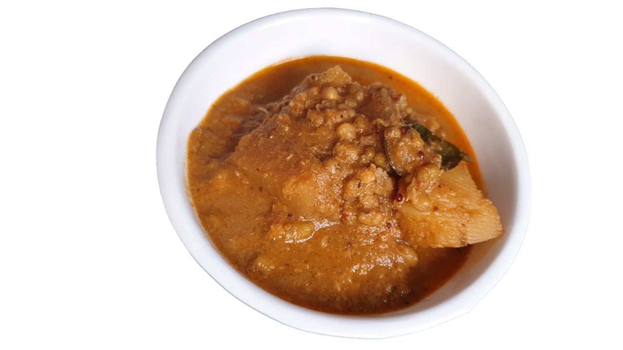 Molake Kalu Saaru / Masala / Curry / Sprouts /Molke Kalu Sambar
