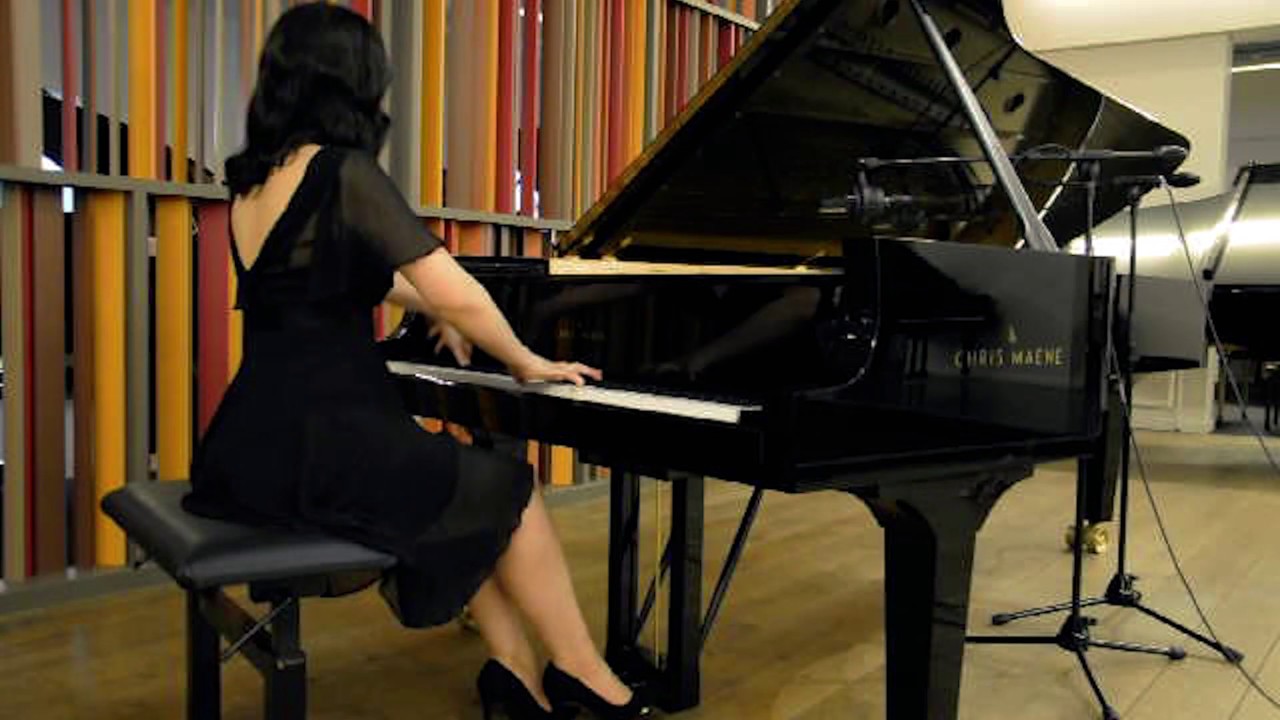 Skriabin Etude, Op.8, No.12 on the Chris Maene straight Strung