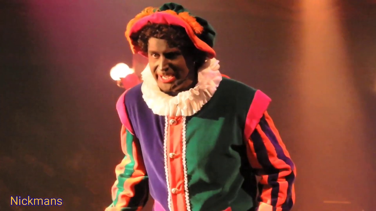 Slagharen Sinterklaas show met Stuntelpiet  2018