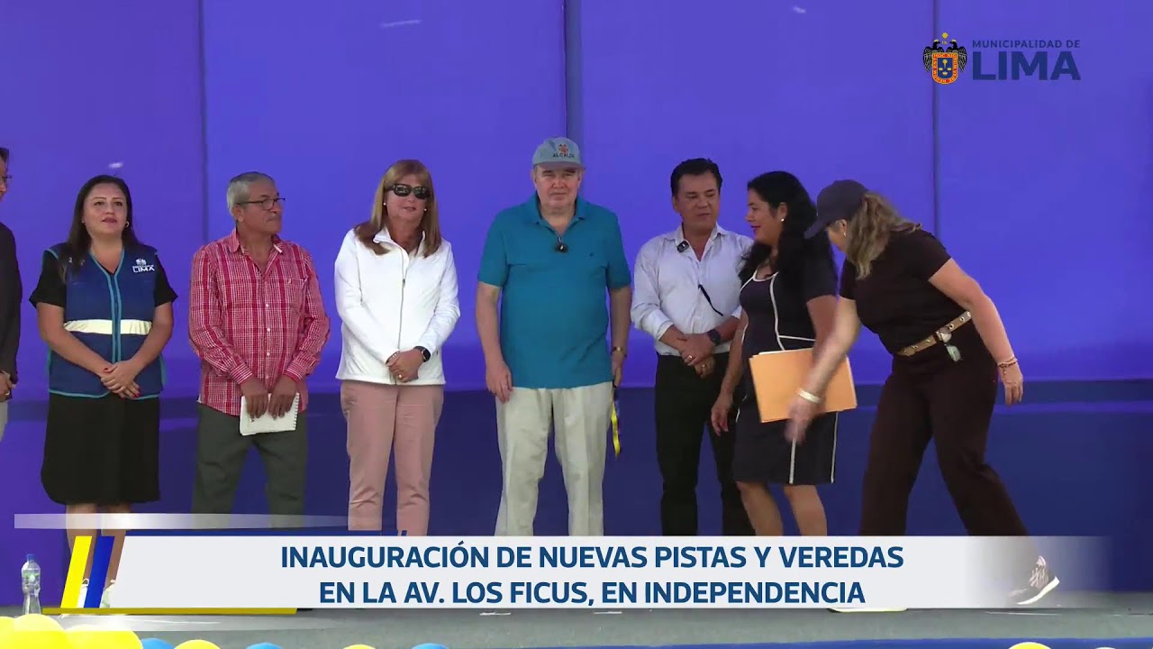 Inauguración de la construcción de la av. Los Ficus. 30 de abril.
