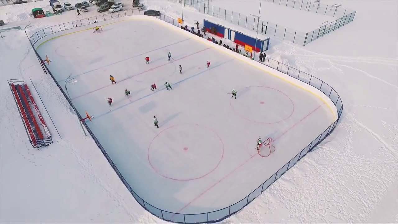 Хоккей с шайбой, каток у спорткомплекса Балтач