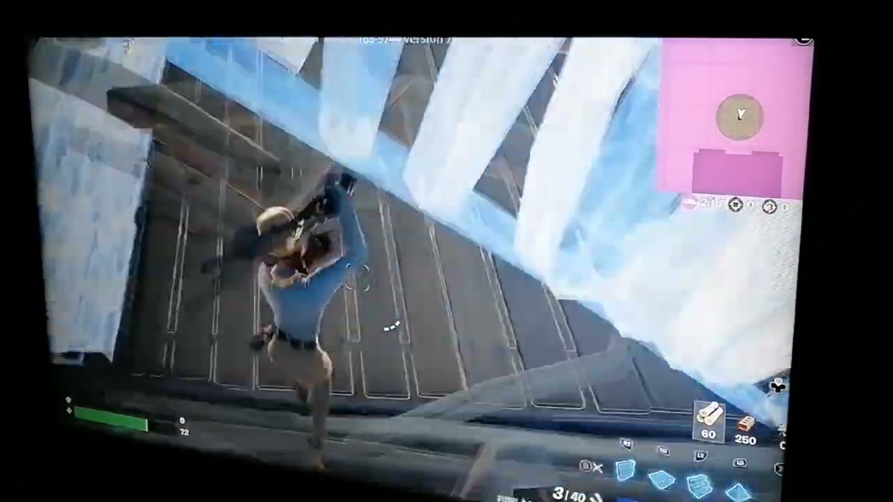c'est ma premi&egrave;re vid&eacute;o donc me juger pas SVP (mode cr&eacute;atif)