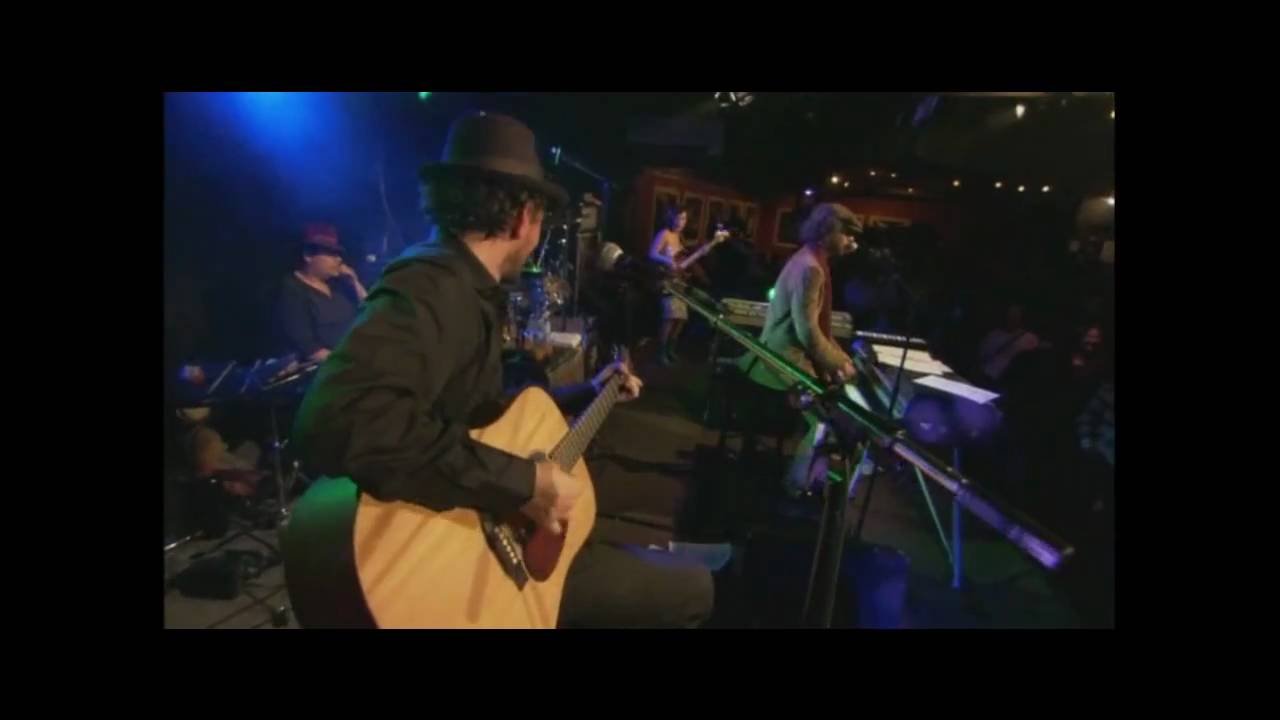 CAMILLE BAZBAZ - LES ECHECS - LIVE