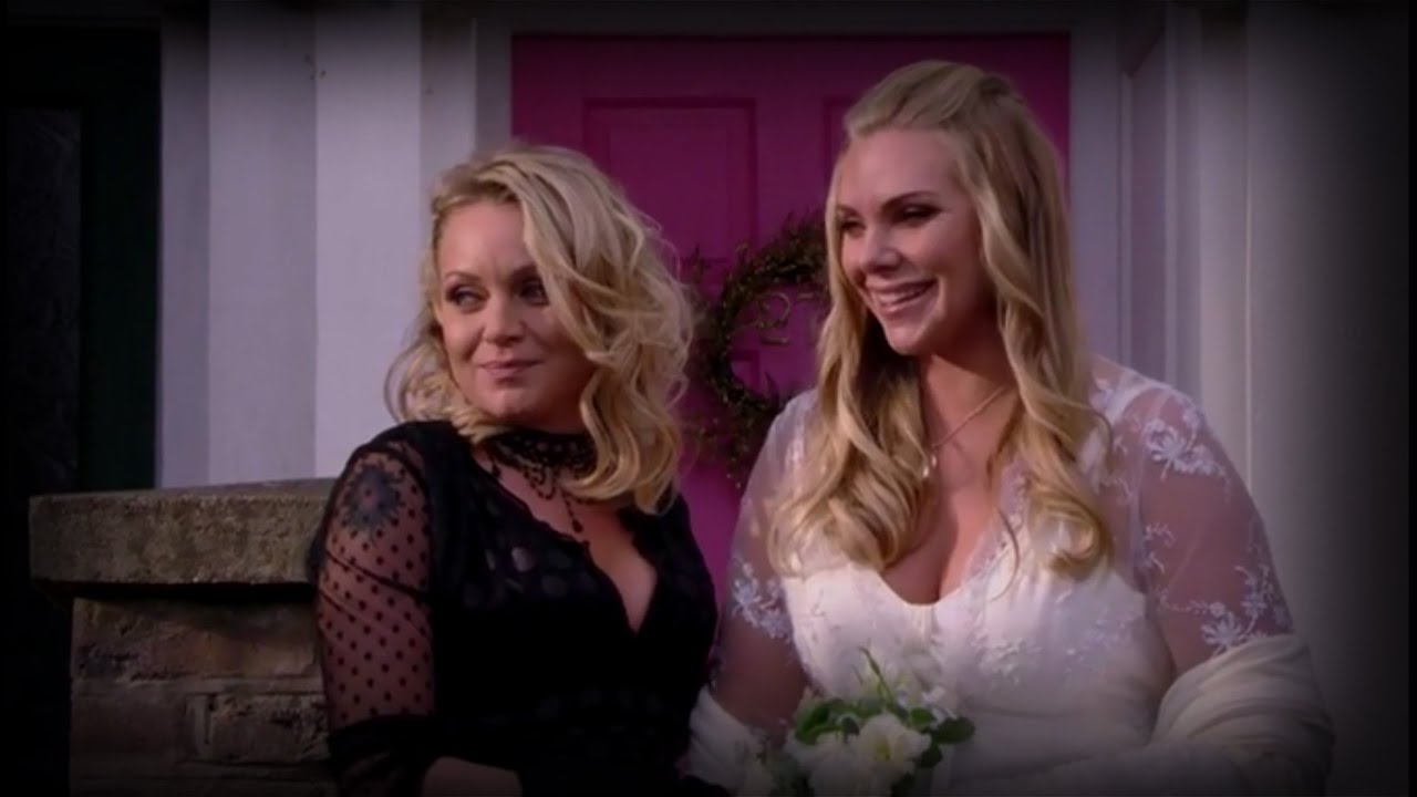 EastEnders: Ronnie and Roxy Tribute - Burning Down
